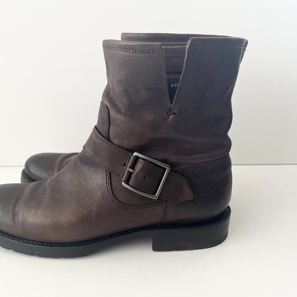 Frye Women’s Natalie Engineer Short Booties in Dark Brown Sz 6.5 - Picture 8 of 16